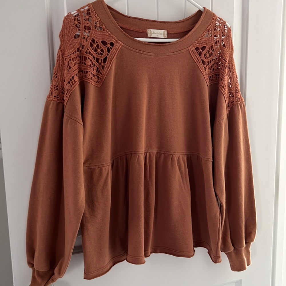 NWT Lace shoulder long sleeve top.